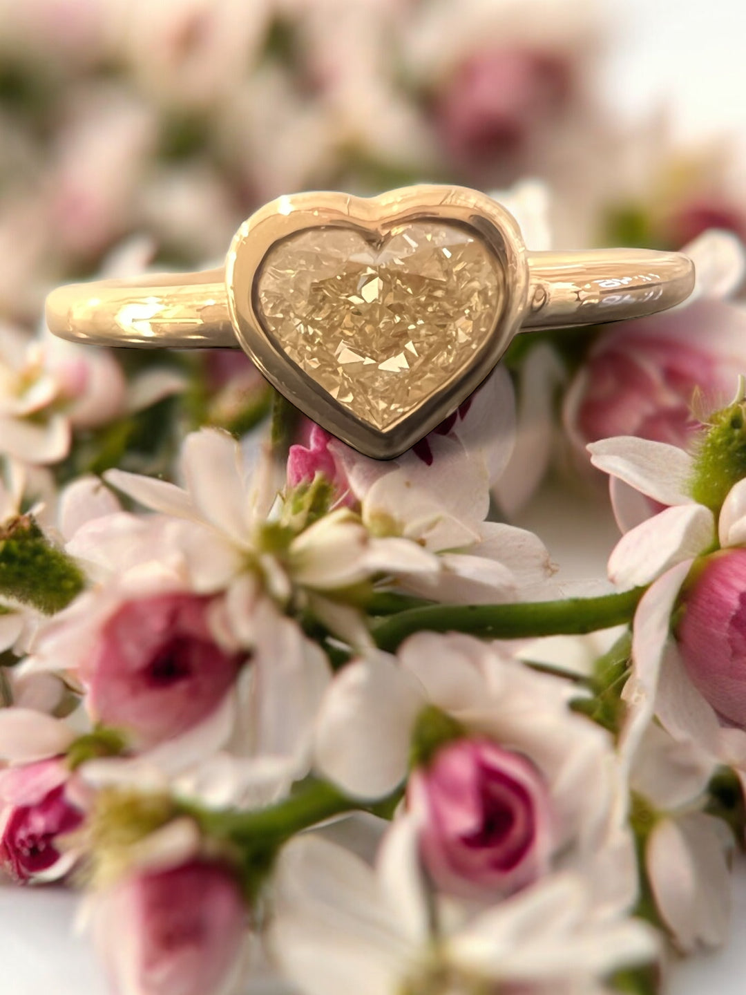 Fancy Yellow Diam Heart Ring