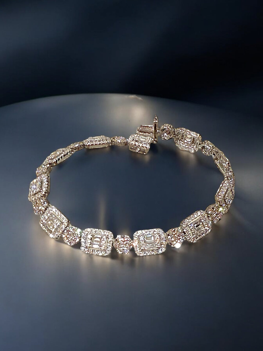 emerald cut diamond tennis bracelet